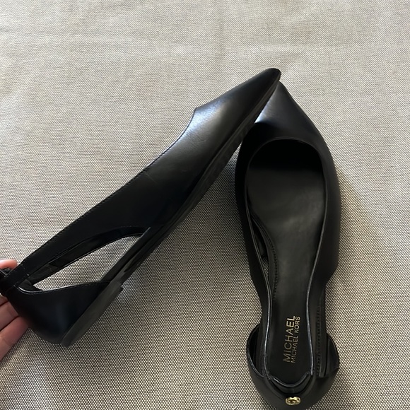 Michael Kors Flats - Picture 2 of 11